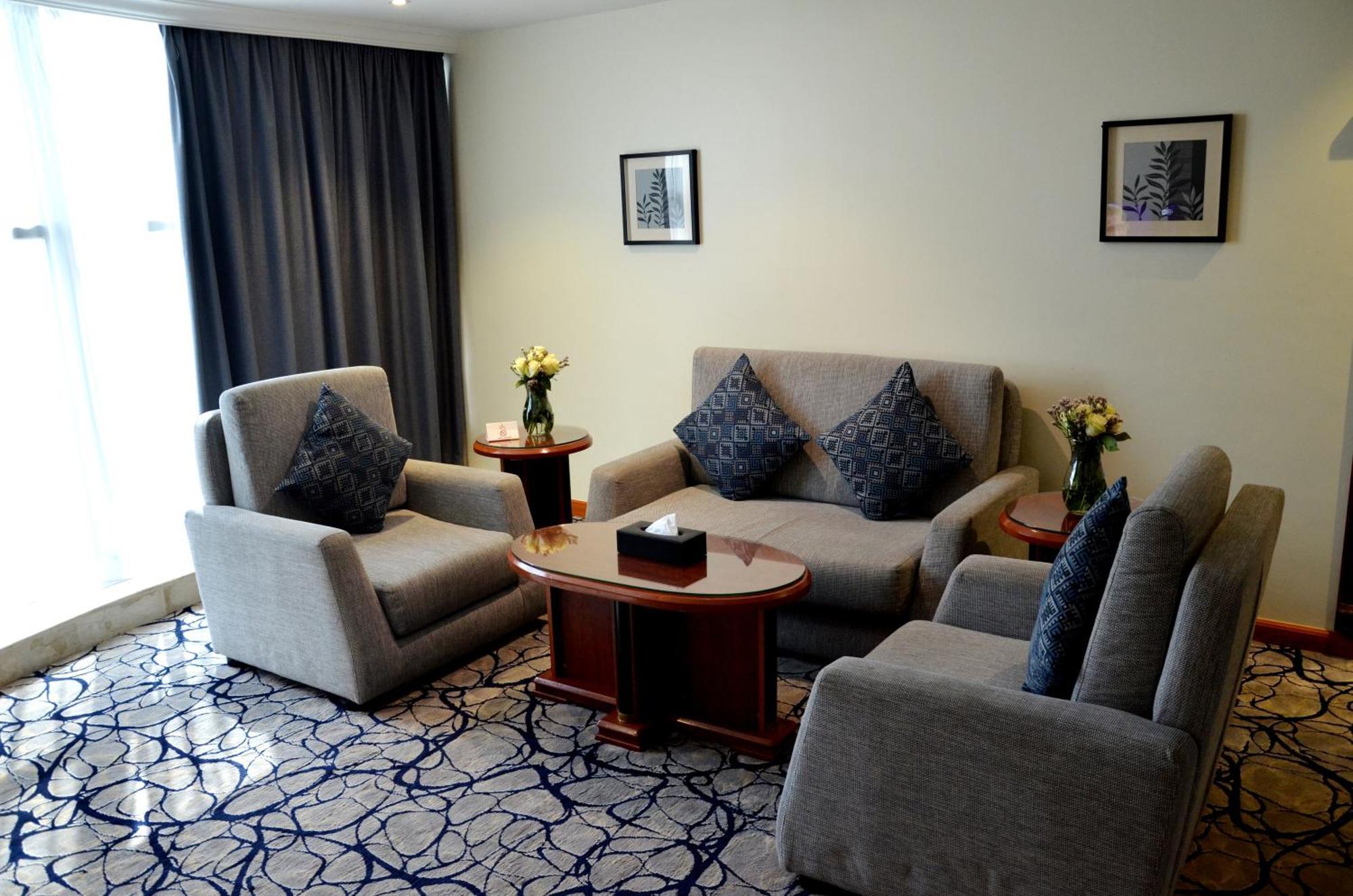 Crown Tower Hotel Jubail Экстерьер фото